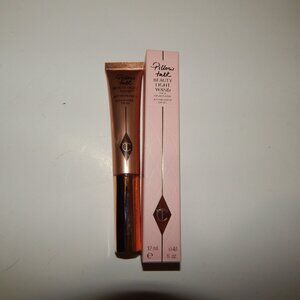 Pillow Talk - Charlotte Tilbury - Glowgasm Beauty Light Wand Highlighter Blush
